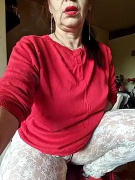 Snapshot of Chriss_Tinaa chatting on 17, 4, 2026 Chriss Tinaa online show from 17, 4, 2026