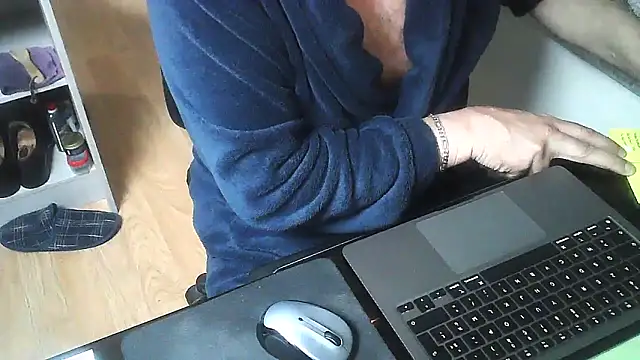 Snapshot of DUDURA@xh chatting on 26, 2, 2026 DUDURAxh online show from 26, 2, 2026