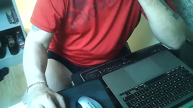 Snapshot of DUDURA@xh chatting on 18, 3, 2026 DUDURAxh online show from 18, 3, 2026
