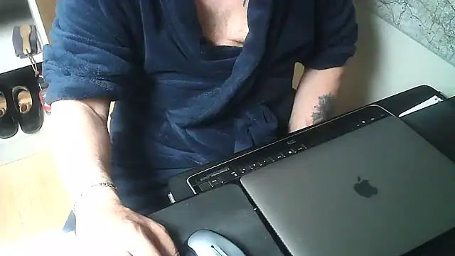 Snapshot of DUDURA@xh chatting on 22, 3, 2026 DUDURAxh online show from 22, 3, 2026