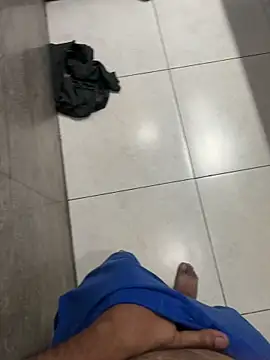 Snapshot of luciferdxm5 chatting on 5, 4, 2026 luciferdxm5 online show from 5, 4, 2026