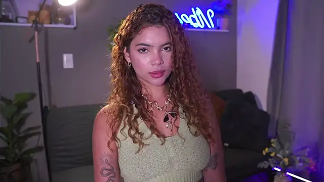 Snapshot of HannahEvanss chatting on 29, 10, 2025 HannahEvanss online show from 29, 10, 2025