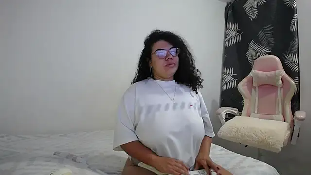 mabigomez00 online show from 24, 9, 2025