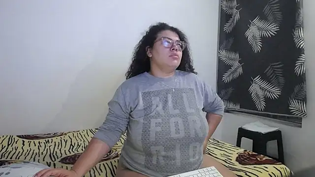 Snapshot of mabigomez00 chatting on 26, 7, 2026 mabigomez00 online show from 26, 7, 2026
