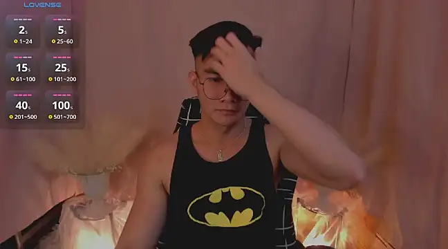 Snapshot of 000batman000 chatting on 11, 12, 2024 000batman000 online show from 11, 12, 2024