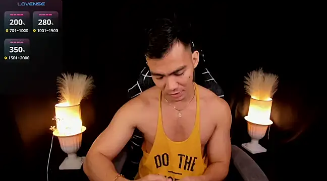 Snapshot of 000batman000 chatting on 7, 3, 2025 000batman000 online show from 7, 3, 2025