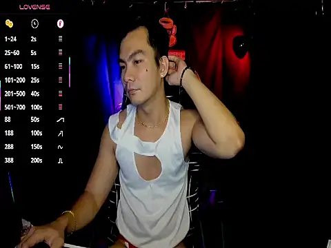 Snapshot of 000batman000 chatting on 4, 3, 2026 000batman000 online show from 4, 3, 2026