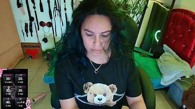 Snapshot of elektra_32 chatting on 10, 9, 2025 elektra 32 online show from 10, 9, 2025