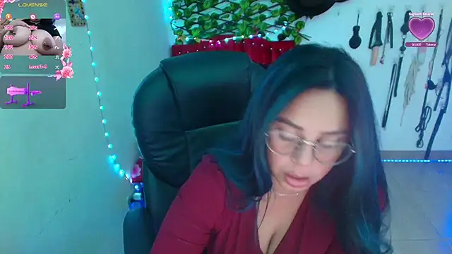 Snapshot of elektra_32 chatting on 12, 3, 2026 elektra 32 online show from 12, 3, 2026