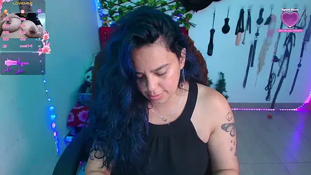 Snapshot of elektra_32 chatting on 24, 3, 2026 elektra 32 online show from 24, 3, 2026