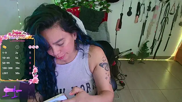 Snapshot of elektra_32 chatting on 20, 4, 2026 elektra 32 online show from 20, 4, 2026