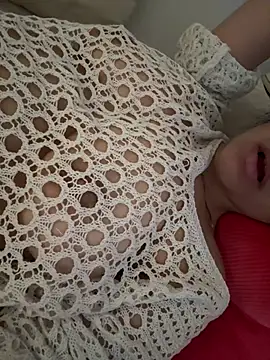 Prettylilgirll online show from 3, 7, 2026