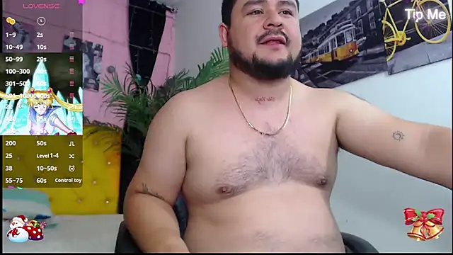 Snapshot of oso_dirty_ chatting on 7, 12, 2024 oso dirty online show from 7, 12, 2024