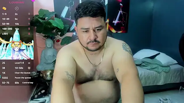 Snapshot of oso_dirty_ chatting on 5, 1, 2025 oso dirty online show from 5, 1, 2025