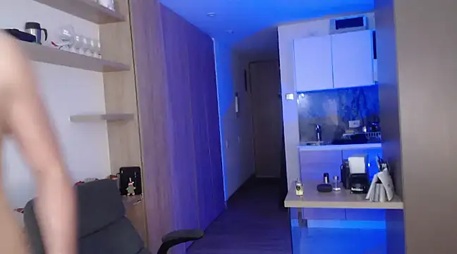 bradley muscle online show from 1, 1, 2025