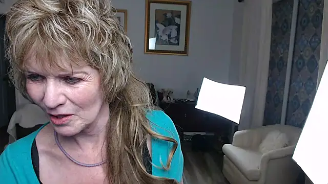 SindeeDix online show from 26, 2, 2025