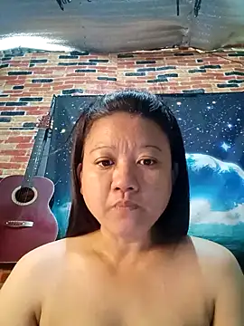 Snapshot of Urchanel chatting on 1, 2, 2025 Urchanel online show from 1, 2, 2025