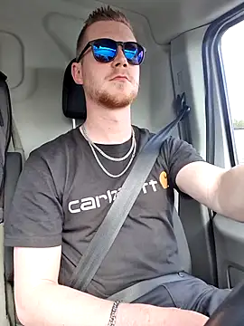 Snapshot of Playbunniboy chatting on 16, 4, 2026 Playbunniboy online show from 16, 4, 2026