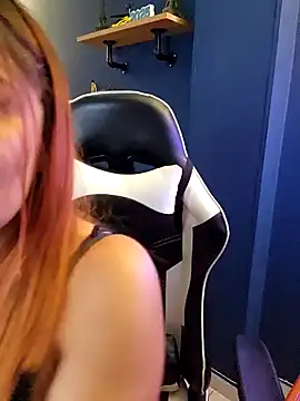 jnilu1227 online show from 10, 2, 2025