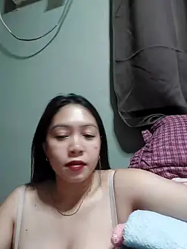 Snapshot of MissKitty31 chatting on 24, 4, 2026 MissKitty31 online show from 24, 4, 2026