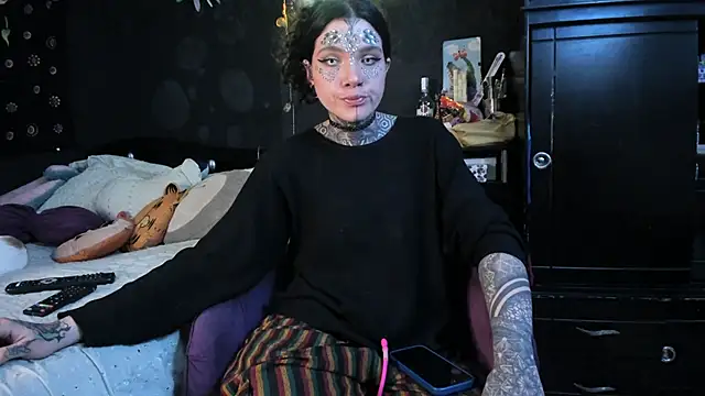 Lilmarieee online show from 27, 11, 2025