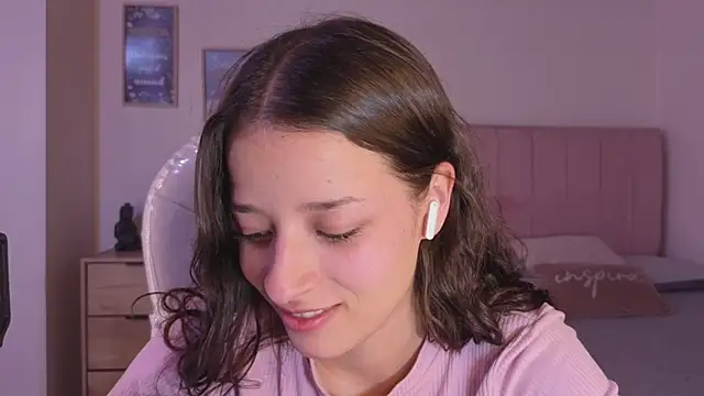 Amaia Daniells online show from 29, 11, 2025