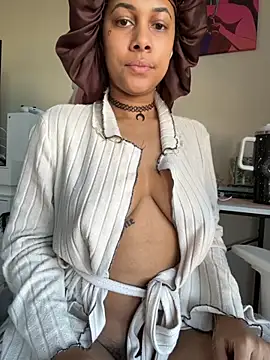 Snapshot of goddessxdreaxo chatting on 9, 9, 2025 goddessxdreaxo online show from 9, 9, 2025