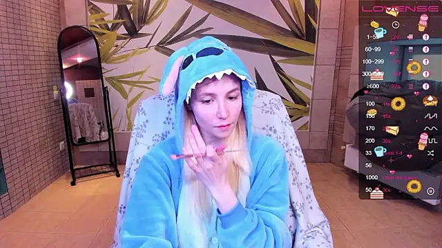 Snapshot of fleximona chatting on 8, 3, 2026 fleximona online show from 8, 3, 2026