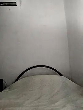 Snapshot of Annerae chatting on 18, 4, 2026 Annerae online show from 18, 4, 2026