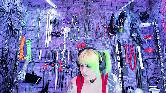 Snapshot of PANDORANEZZ chatting on 28, 6, 2026 PANDORANEZZ online show from 28, 6, 2026