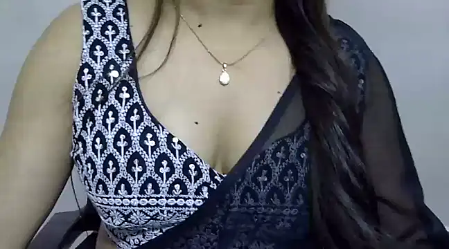 Snapshot of mahira_999 chatting on 1, 2, 2025 mahira 999 online show from 1, 2, 2025