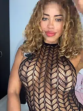 SarahCinnamon- online show from 9, 4, 2026