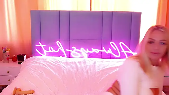 Snapshot of AllwaysHotJ chatting on 16, 12, 2024 AllwaysHotJ online show from 16, 12, 2024