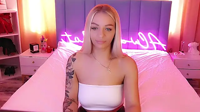 Snapshot of AllwaysHotJ chatting on 9, 3, 2025 AllwaysHotJ online show from 9, 3, 2025