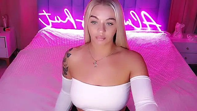 Snapshot of AllwaysHotJ chatting on 14, 11, 2025 AllwaysHotJ online show from 14, 11, 2025