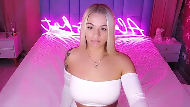 Snapshot of AllwaysHotJ chatting on 26, 11, 2025 AllwaysHotJ online show from 26, 11, 2025