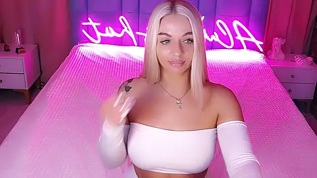 Snapshot of AllwaysHotJ chatting on 2, 12, 2025 AllwaysHotJ online show from 2, 12, 2025