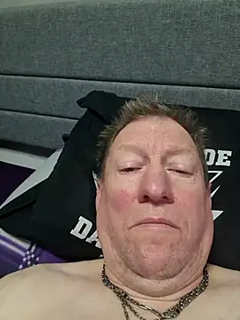 tomtom111111 online show from 8, 11, 2025