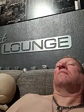 Snapshot of tomtom111111 chatting on 1, 3, 2026 tomtom111111 online show from 1, 3, 2026