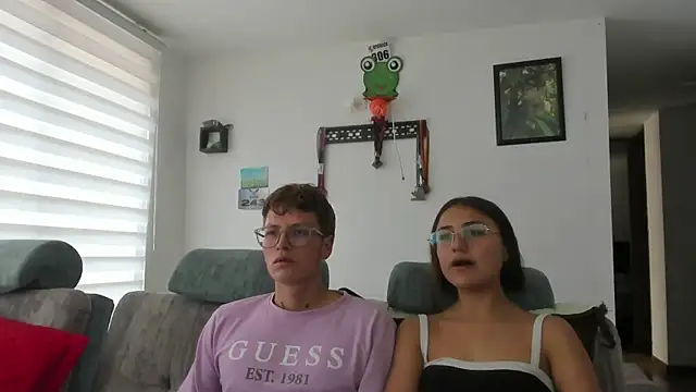 Snapshot of A_sexy_couple__ chatting on 22, 9, 2025 A sexy couple   online show from 22, 9, 2025