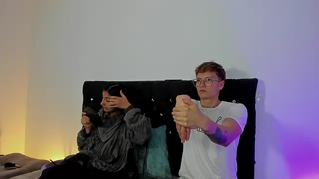 A sexy couple   online show from 12, 11, 2025