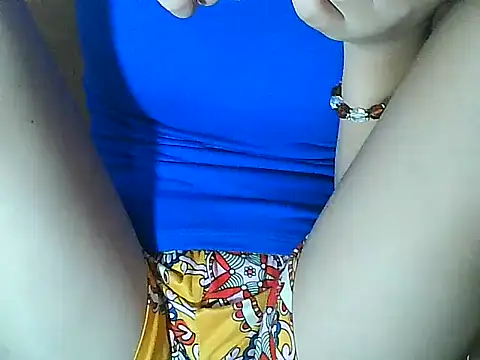 Snapshot of PinaySkinnyGirl chatting on 27, 10, 2025 PinaySkinnyGirl online show from 27, 10, 2025