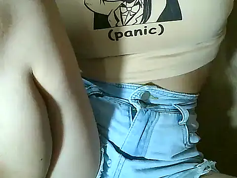 Snapshot of PinaySkinnyGirl chatting on 29, 10, 2025 PinaySkinnyGirl online show from 29, 10, 2025