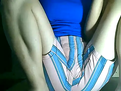 Snapshot of PinaySkinnyGirl chatting on 22, 11, 2025 PinaySkinnyGirl online show from 22, 11, 2025