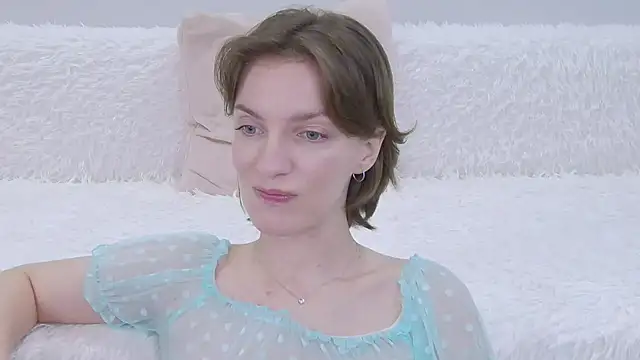 Snapshot of Beauty_Alex chatting on 18, 2, 2026 Beauty Alex online show from 18, 2, 2026