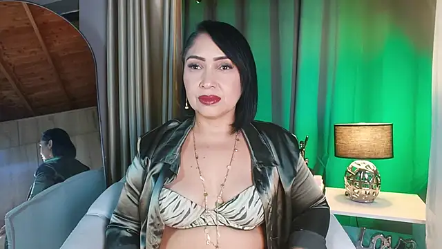 Snapshot of Madissononee chatting on 14, 10, 2025 Madissononee online show from 14, 10, 2025