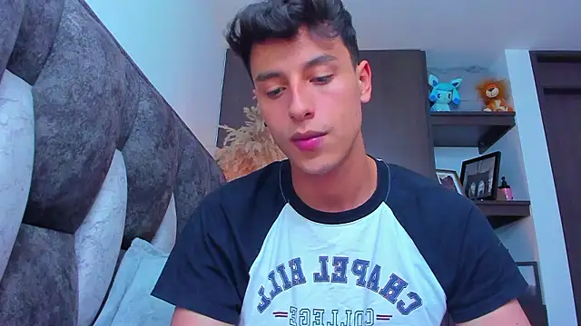 Snapshot of I_Gabriel chatting on 4, 12, 2024 I Gabriel online show from 4, 12, 2024