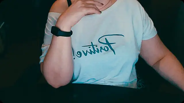 Snapshot of AlisaHot55 chatting on 26, 11, 2025 AlisaHot55 online show from 26, 11, 2025