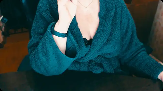 Snapshot of AlisaHot55 chatting on 28, 11, 2025 AlisaHot55 online show from 28, 11, 2025