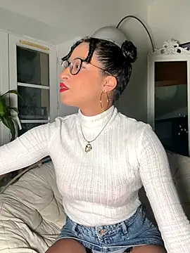 Lauyako online show from 11, 10, 2025